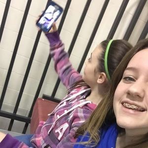 Meet your Posher, Sydney